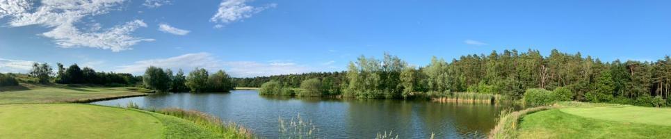 Bild im Header zeigt den Ferienpark aus der Luft